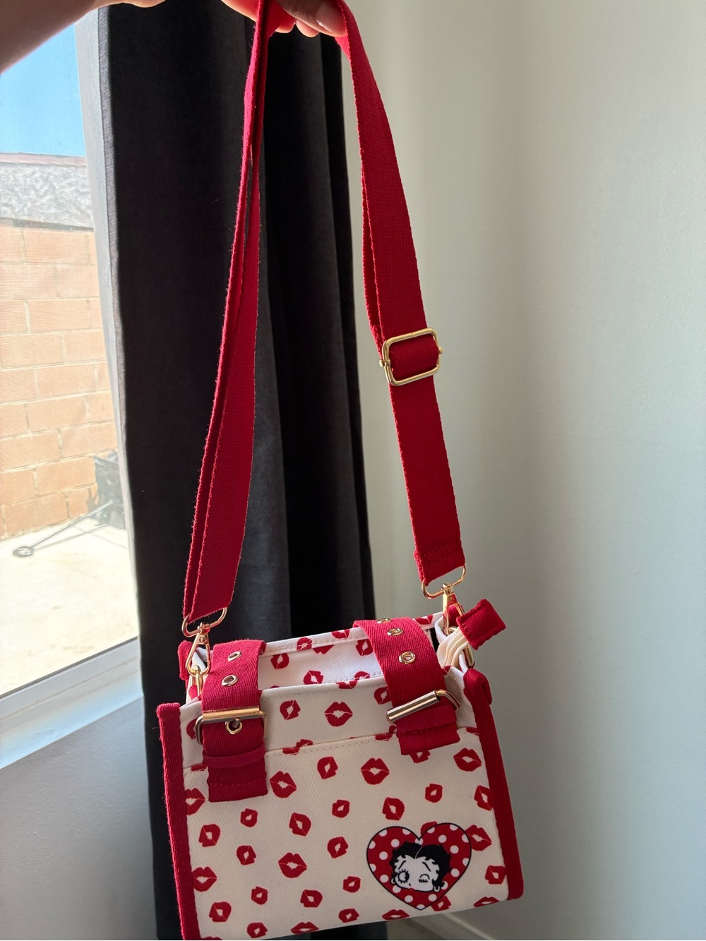 Betty Boop Kiss Print Crossbody Handbag